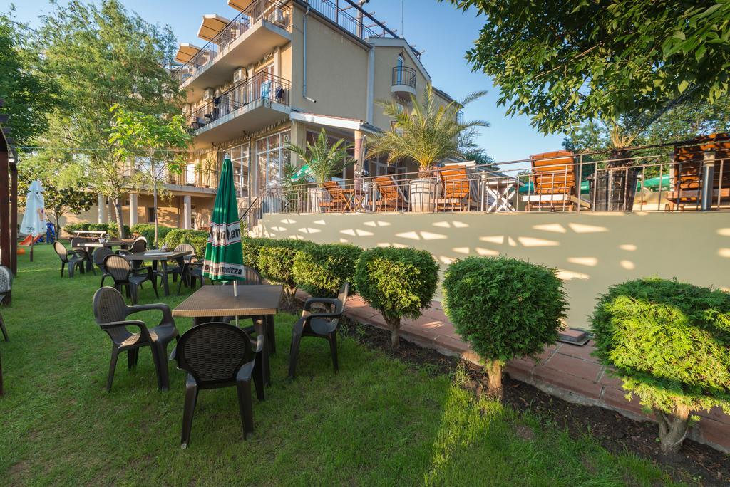 Family Hotel Dayana Beach 辛尼莫雷特 外观 照片