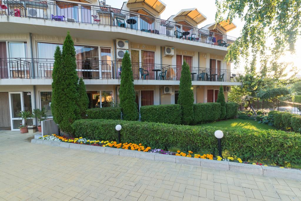 Family Hotel Dayana Beach 辛尼莫雷特 外观 照片