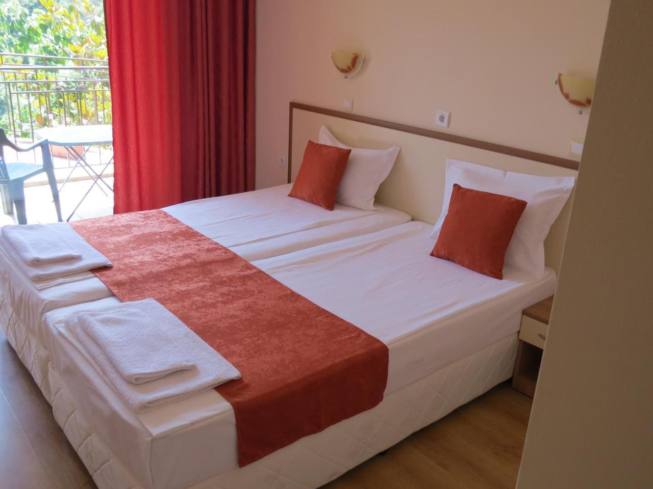 Family Hotel Dayana Beach 辛尼莫雷特 外观 照片