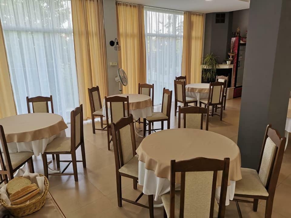 Family Hotel Dayana Beach 辛尼莫雷特 外观 照片