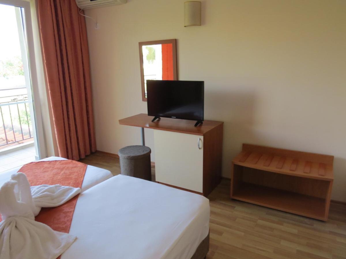 Family Hotel Dayana Beach 辛尼莫雷特 外观 照片